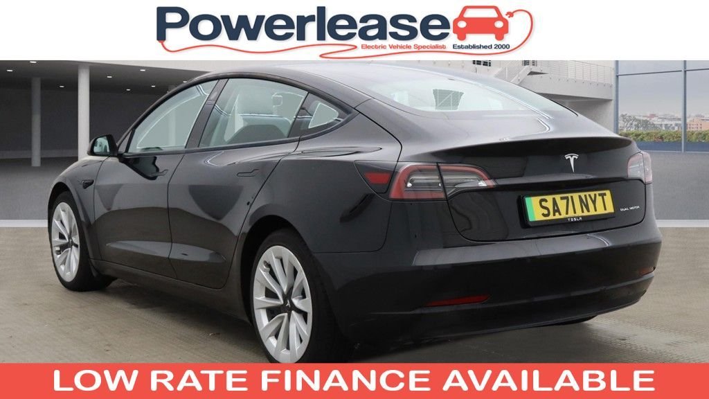 Used Tesla Model 3 2021 for sale - 76617663: Photo 2