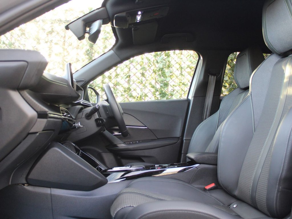 Used Peugeot 2008 2022 for sale - 76582036: Photo 16