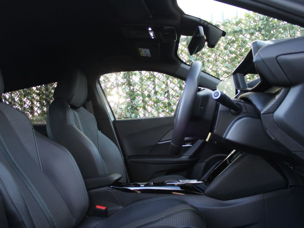 Used Peugeot 2008 2022 for sale - 76582036: Photo 17