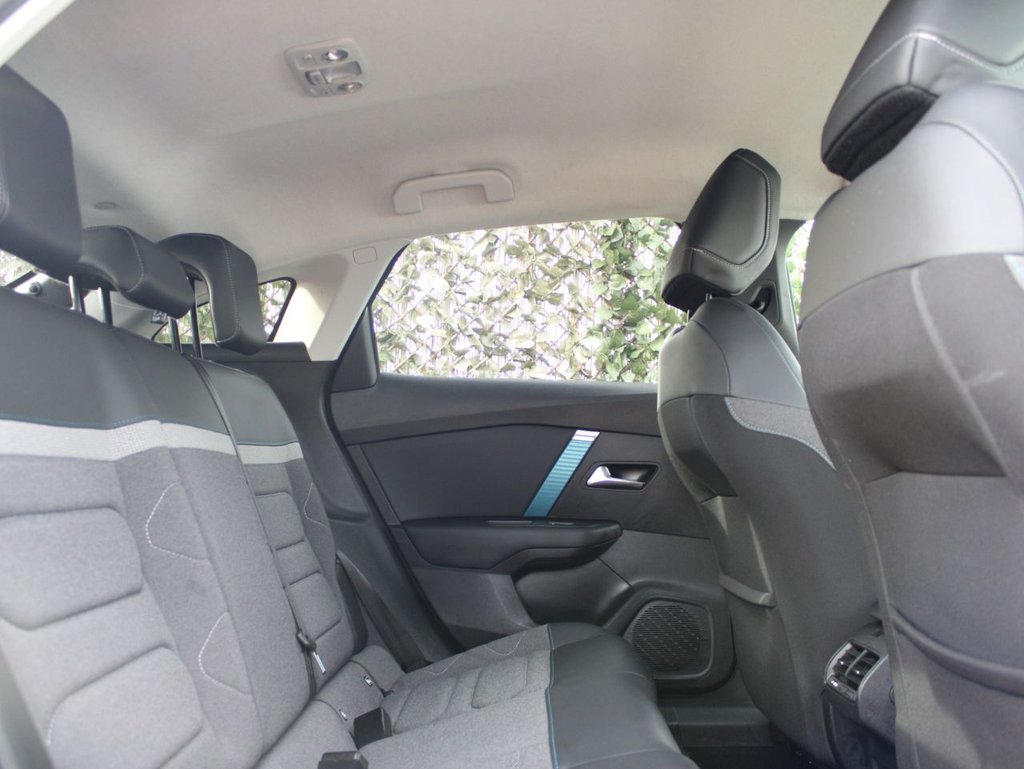 Used Citroen e-C4 2022 for sale - 76582047: Photo 12