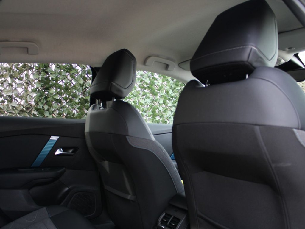 Used Citroen e-C4 2022 for sale - 76582047: Photo 14