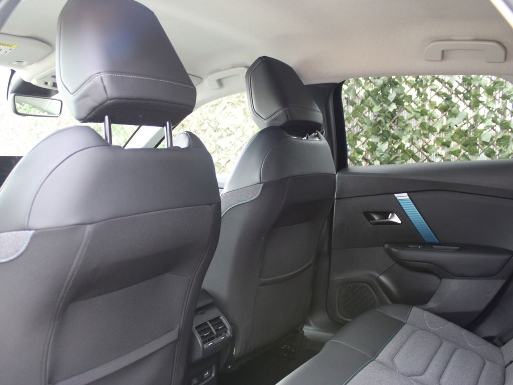 Used Citroen e-C4 2022 for sale - 76582047: Photo 15