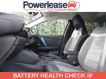 Used Citroen e-C4 2022 for sale - 76582047: Photo