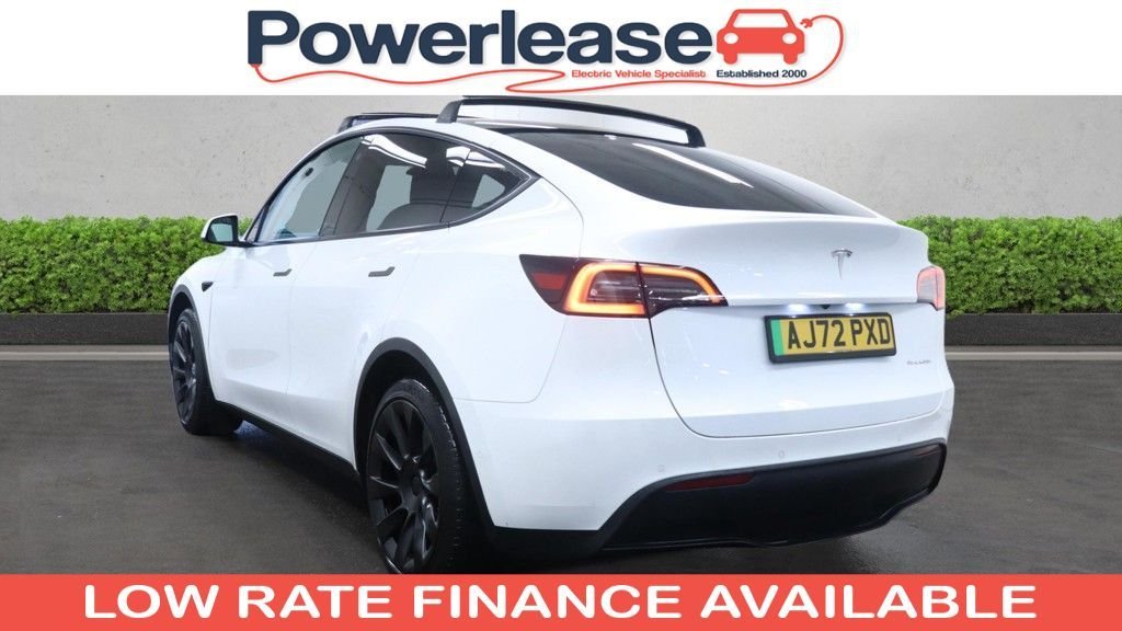 Used Tesla Model Y 2022 for sale - 77621298: Photo 2