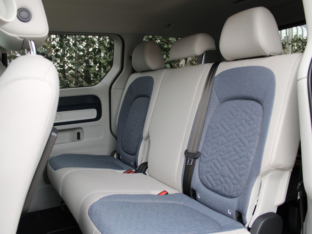 Used Volkswagen ID.Buzz 2023 for sale - 76582028: Photo 11