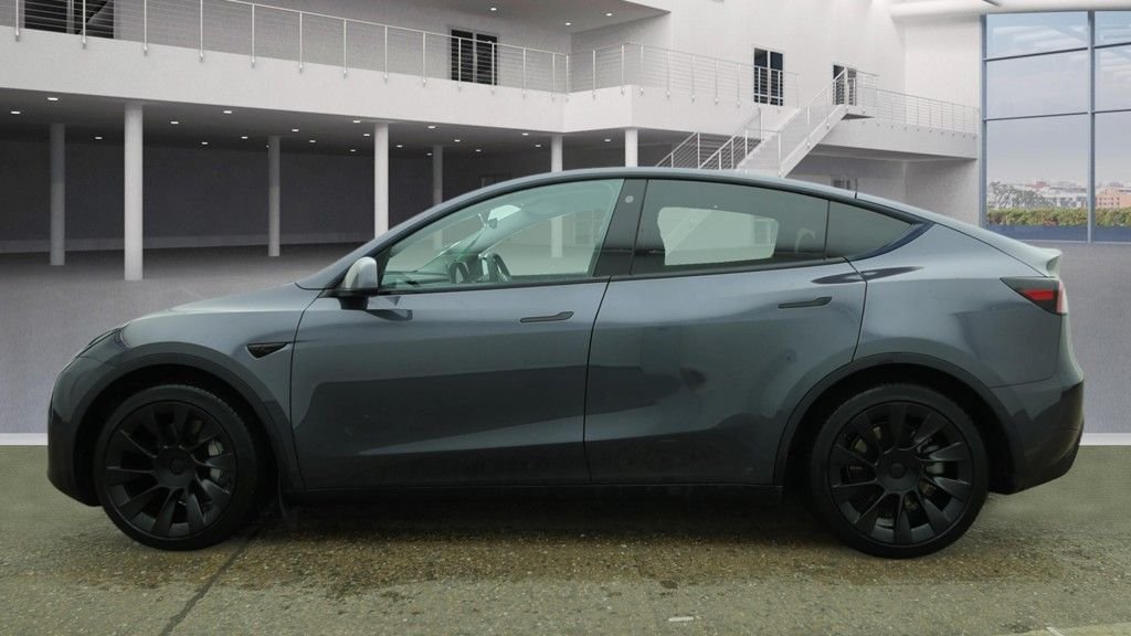 Used Tesla Model Y 2023 for sale - 77621305: Photo 6