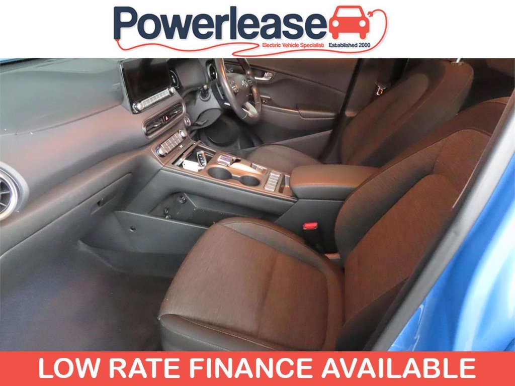 Used Hyundai KONA 2021 for sale - 77110944: Photo 2