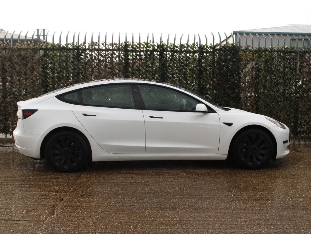 Used Tesla Model 3 2021 for sale - 76582232: Photo 6