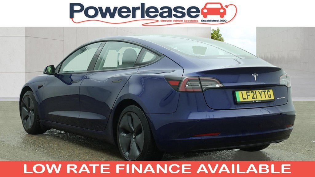 Used Tesla Model 3 2021 for sale - 78068629: Photo 2