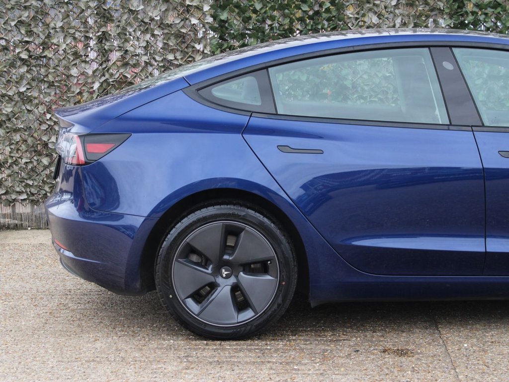 Used Tesla Model 3 2021 for sale - 76883422: Photo 16