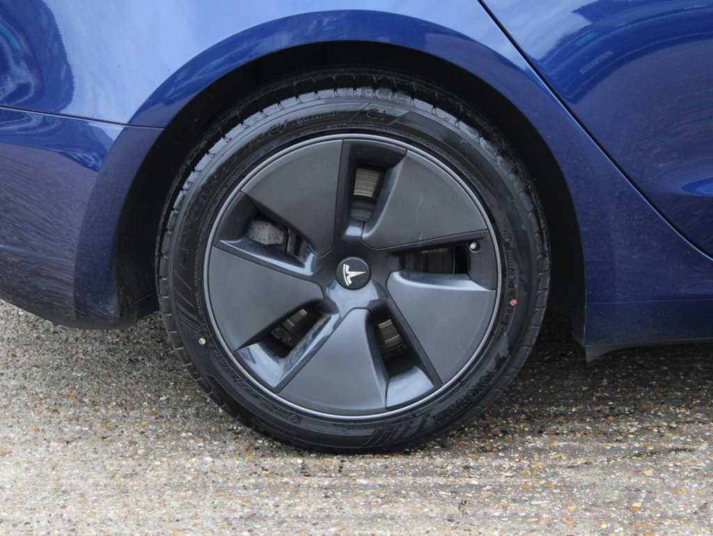 Used Tesla Model 3 2021 for sale - 76883422: Photo 20