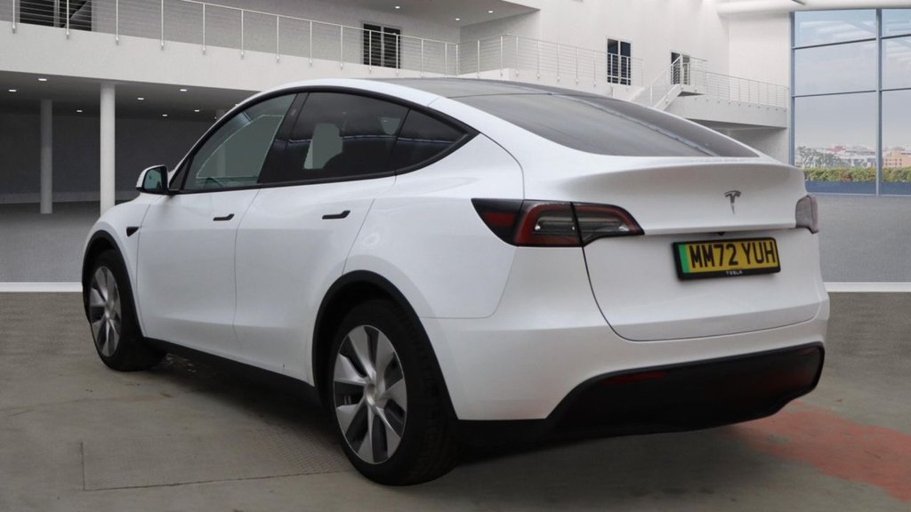 Used Tesla Model Y 2022 for sale - 76848174: Photo 2