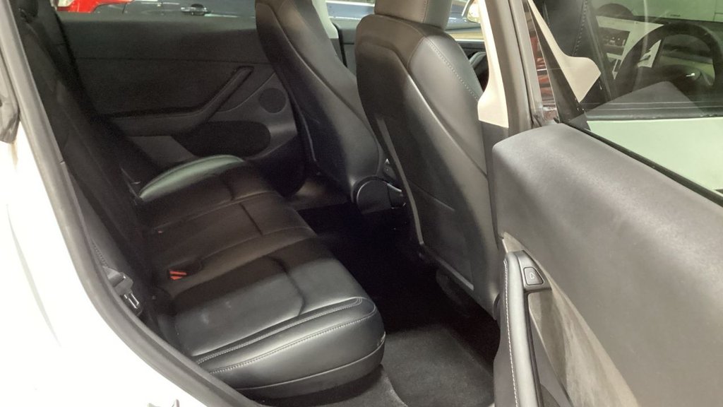 Used Tesla Model Y 2022 for sale - 76848174: Photo 4