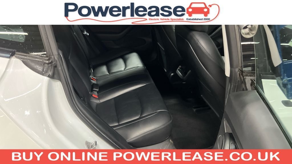 Used Tesla Model 3 2021 for sale - 76883652: Photo 5