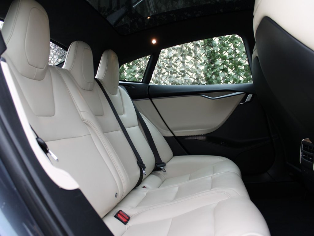 Used Tesla Model S 2020 for sale - 76582269: Photo 10