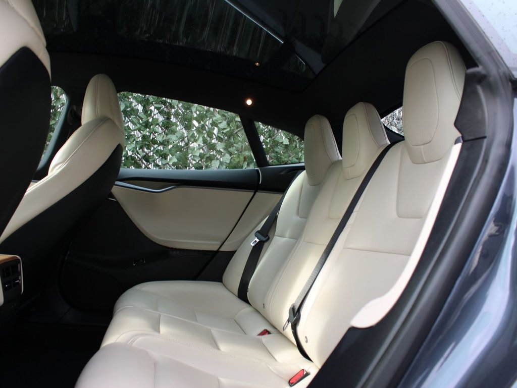 Used Tesla Model S 2020 for sale - 76582269: Photo 11