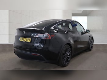 Used Tesla Model Y 2023 for sale - 79404304: Photo