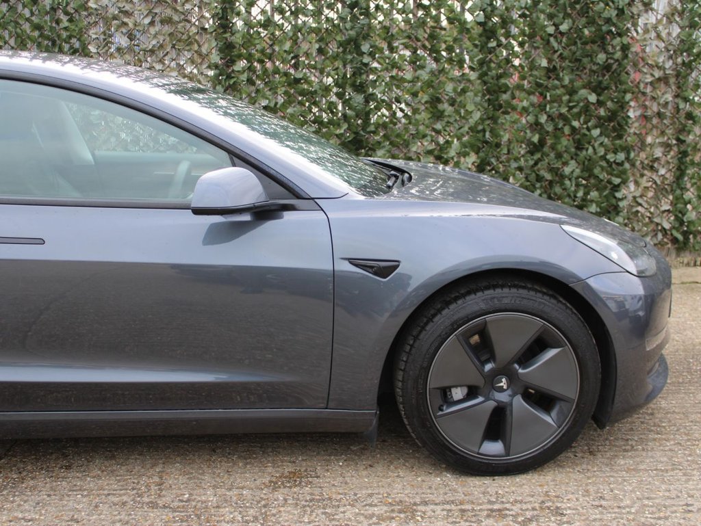 Used Tesla Model 3 2021 for sale - 76582592: Photo 16