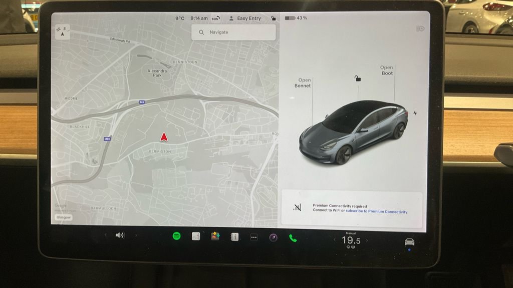 Used Tesla Model 3 2021 for sale - 76962361: Photo 6