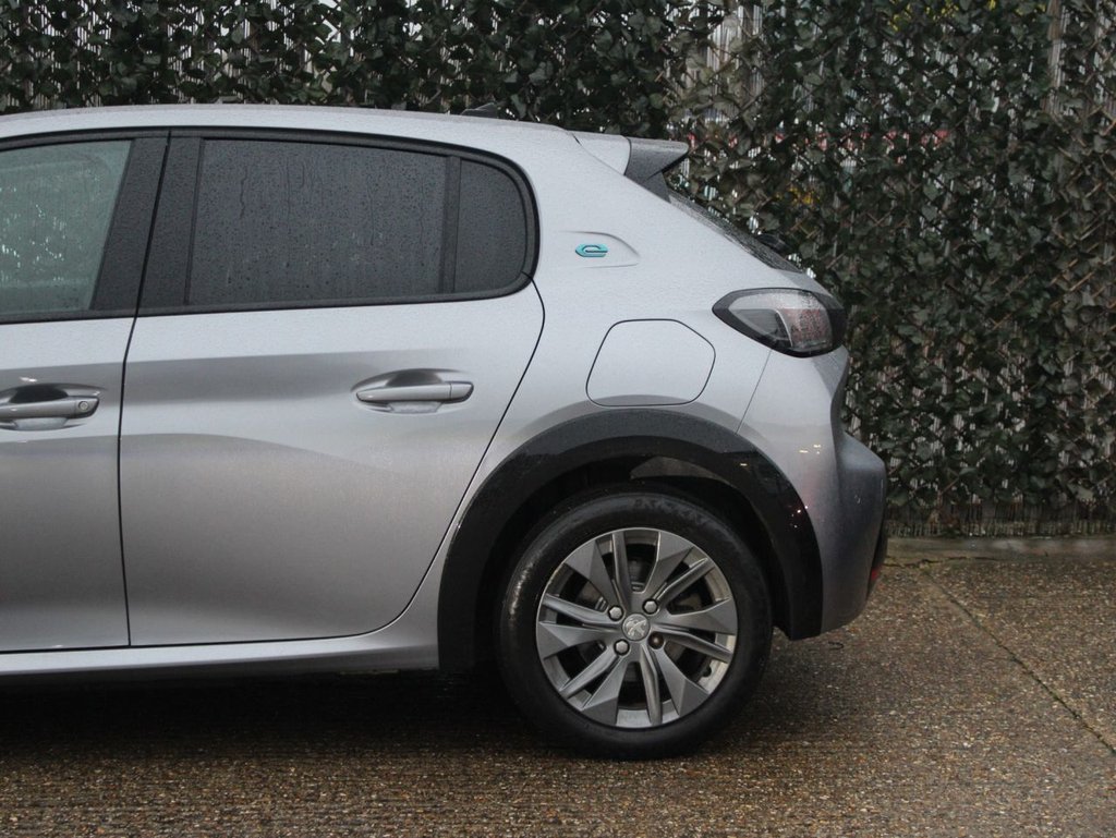 Used Peugeot E-208 2022 for sale - 77089389: Photo 13