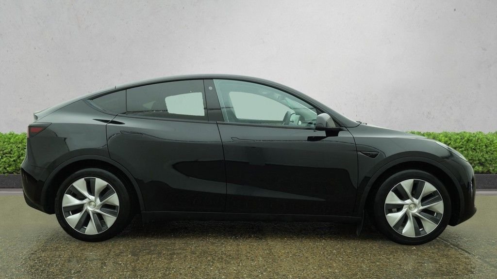 Used Tesla Model Y 2023 for sale - 77642800: Photo 6