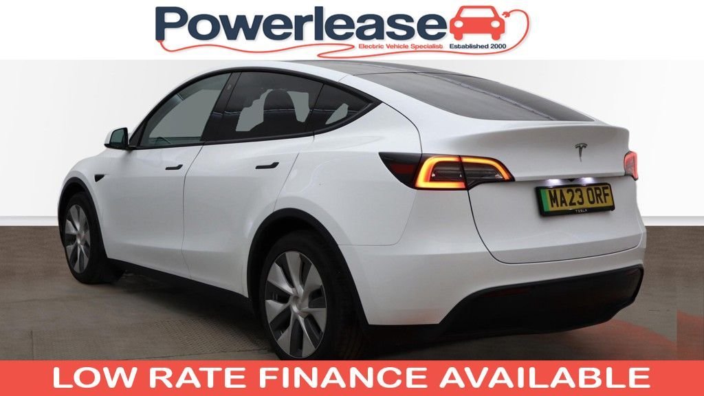 Used Tesla Model Y 2023 for sale - 77089401: Photo 2