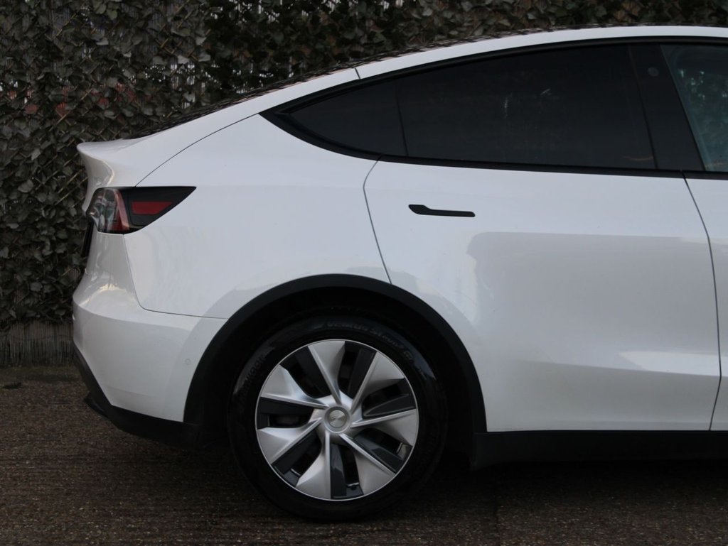 Used Tesla Model Y 2022 for sale - 76582309: Photo 16