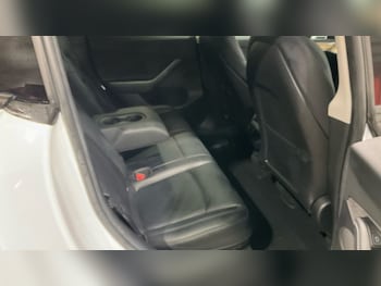 Used Tesla Model Y 2022 for sale - 76962344: Photo