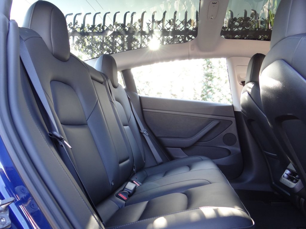 Used Tesla Model 3 2021 for sale - 77920327: Photo 10