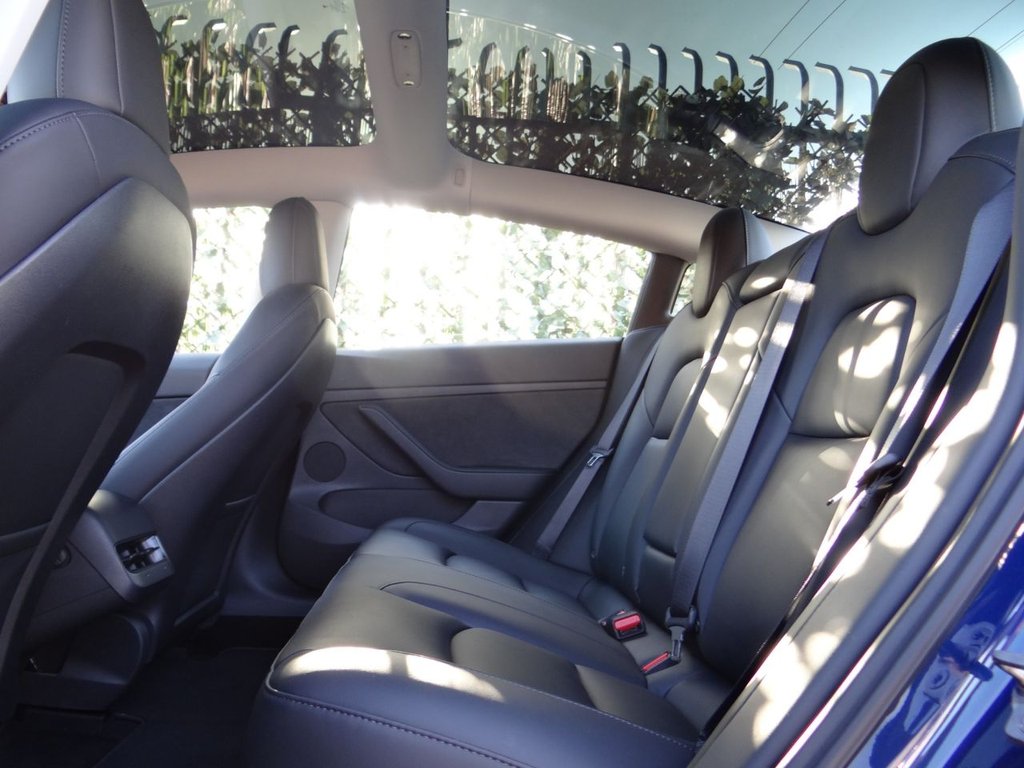 Used Tesla Model 3 2021 for sale - 77920327: Photo 11