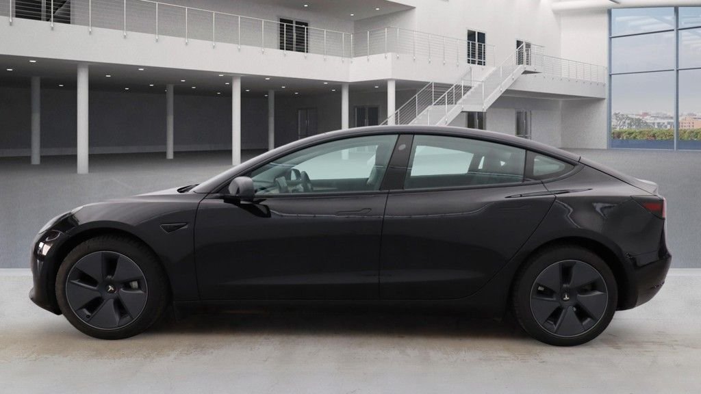 Used Tesla Model 3 2022 for sale - 76962359: Photo 3