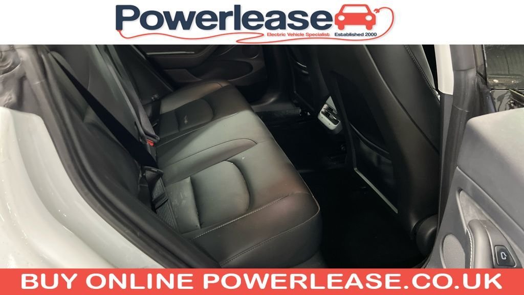 Used Tesla Model 3 2022 for sale - 76883643: Photo 5