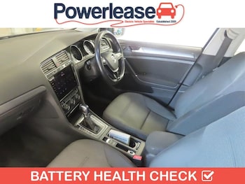 Used Volkswagen Golf 2018 for sale - 79345786: Photo