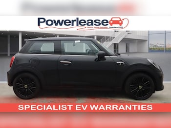 Used MINI Hatch 2022 for sale - 77065008: Photo