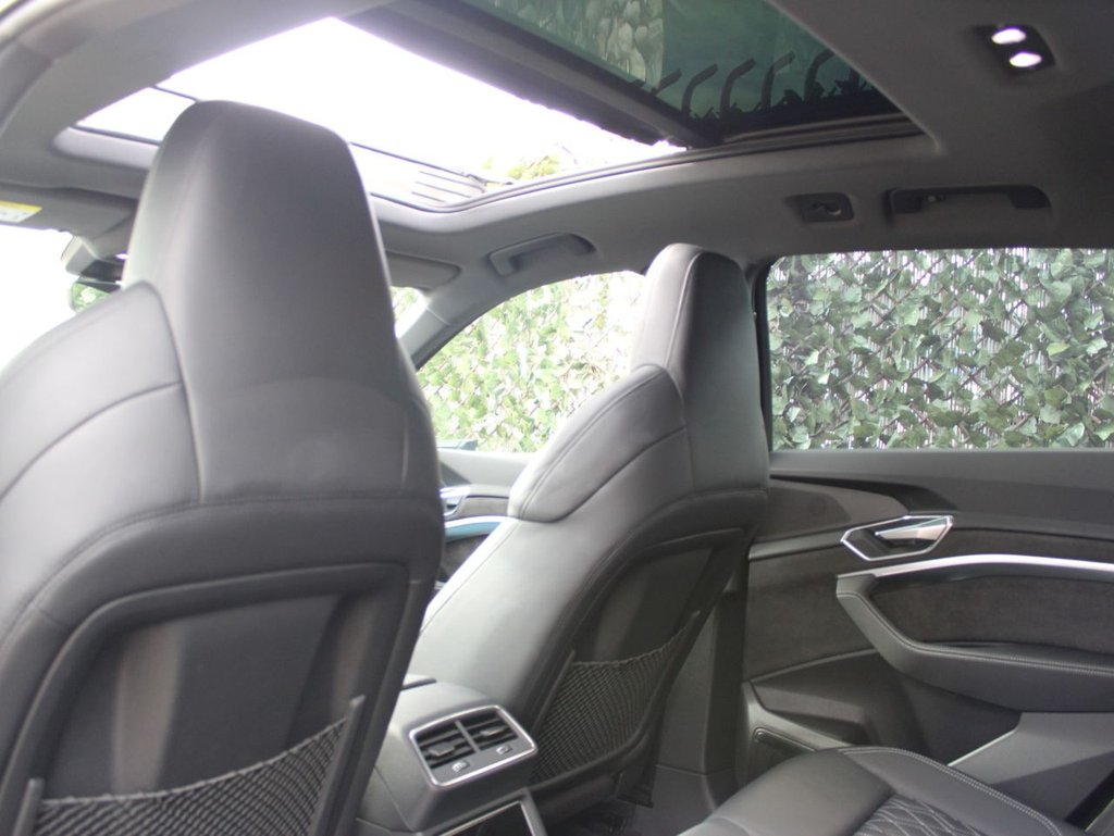 Used Audi e-tron 2021 for sale - 76582031: Photo 14