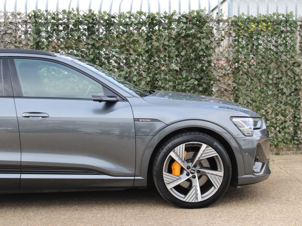 Used Audi e-tron 2021 for sale - 76582031: Photo 9