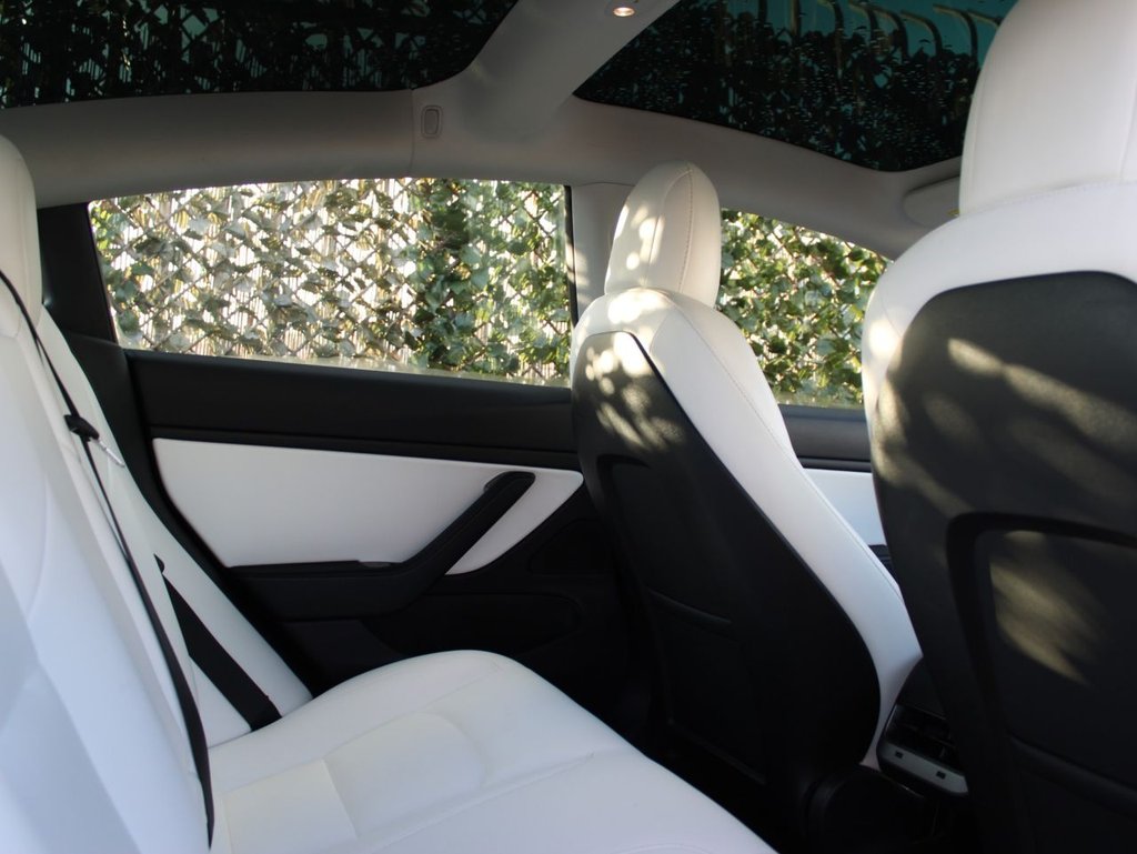 Used Tesla Model 3 2019 for sale - 77188832: Photo 12