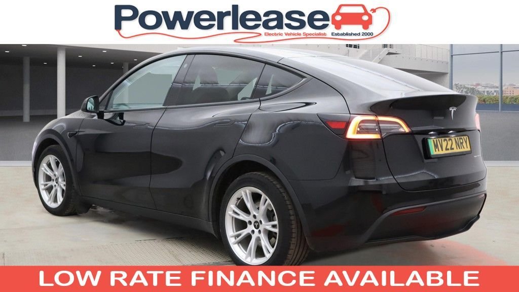 Used Tesla Model Y 2022 for sale - 77879882: Photo 2