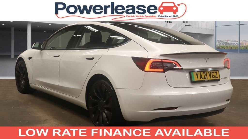 Used Tesla Model 3 2021 for sale - 76582433: Photo 2