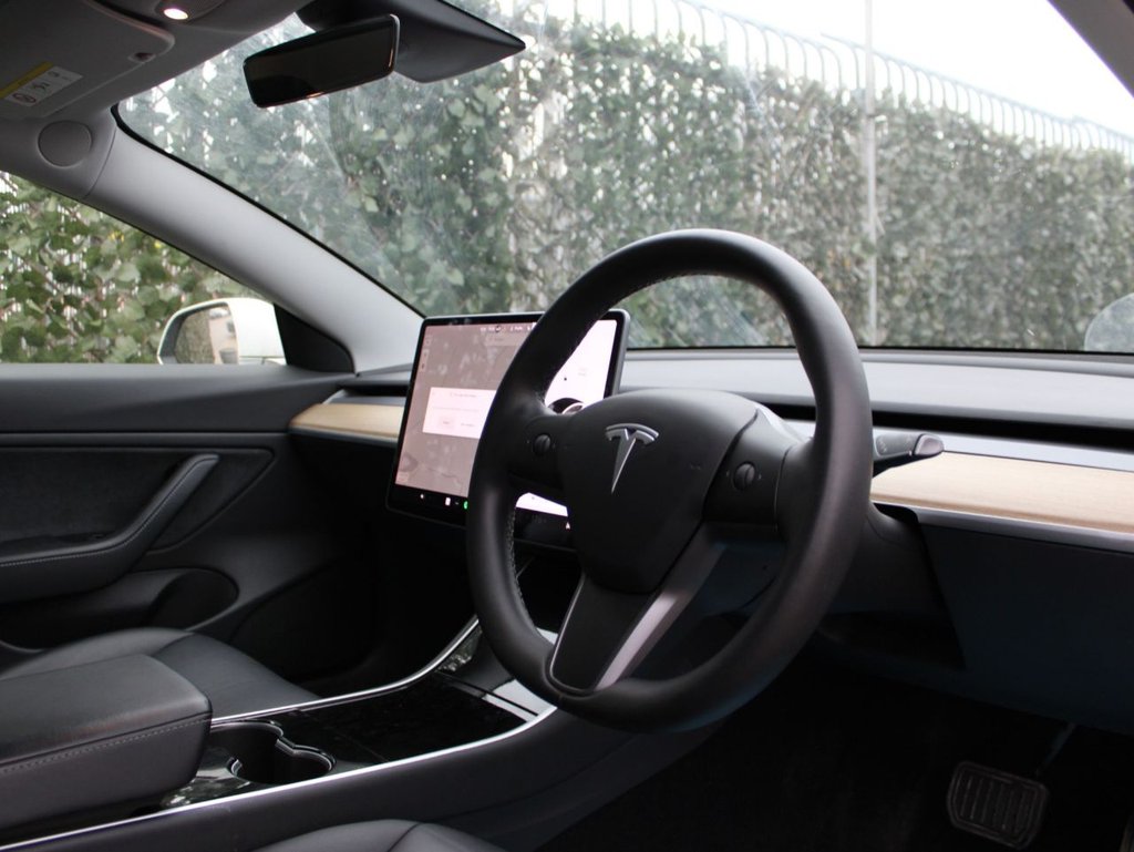 Used Tesla Model 3 2020 for sale - 76724500: Photo 13