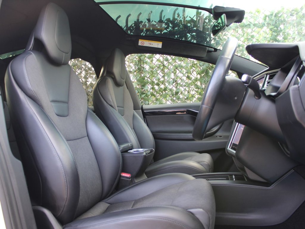 Used Tesla Model X 2018 for sale - 77383939: Photo 15