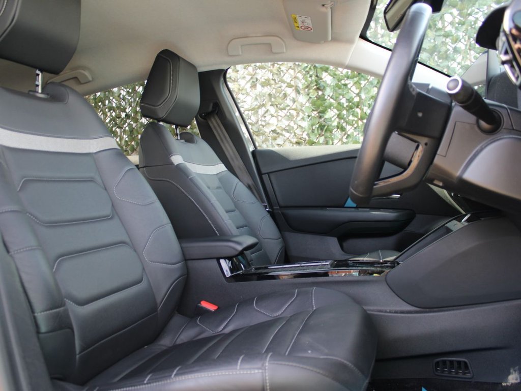 Used Citroen e-C4 2022 for sale - 76758611: Photo 10