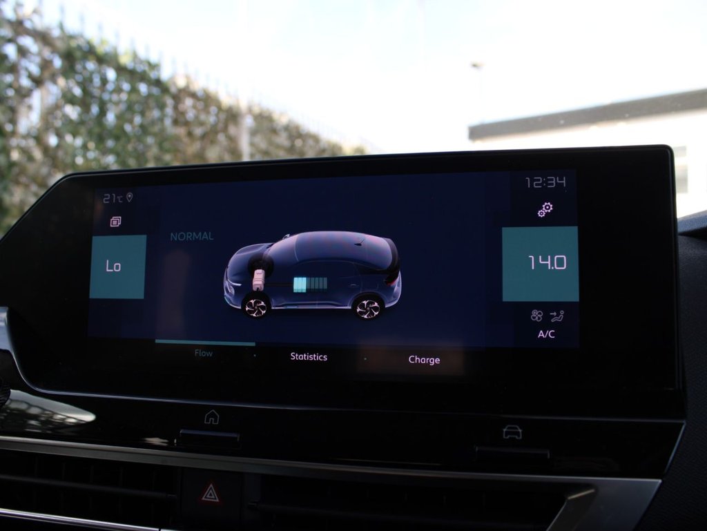 Used Citroen e-C4 2022 for sale - 76758611: Photo 12