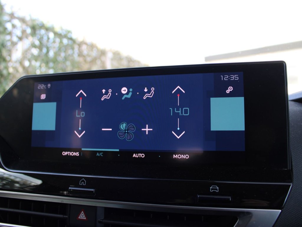 Used Citroen e-C4 2022 for sale - 76758611: Photo 17