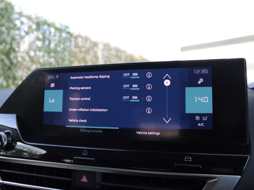 Used Citroen e-C4 2022 for sale - 76758611: Photo 18