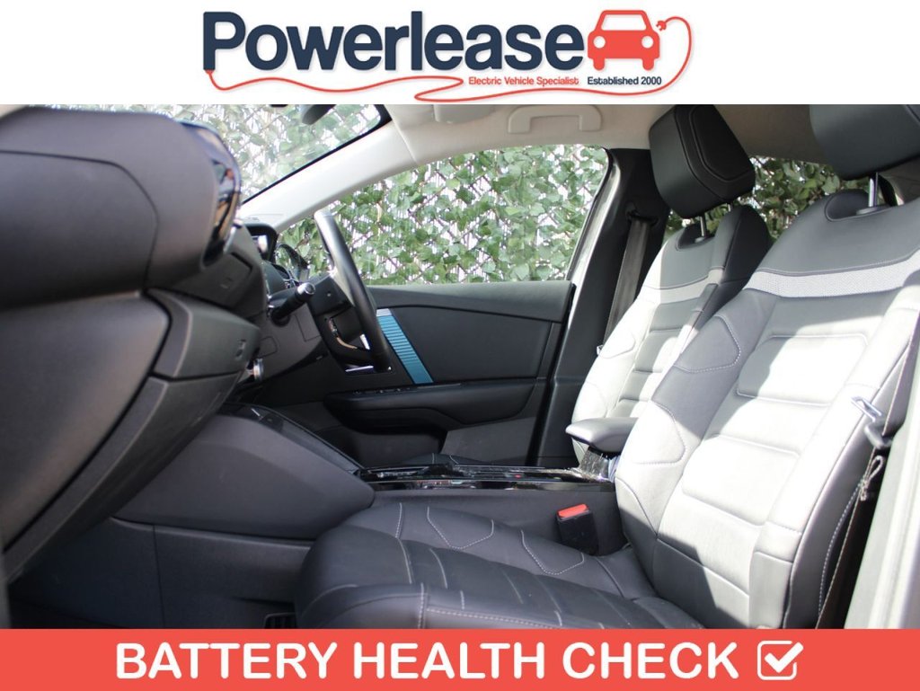 Used Citroen e-C4 2022 for sale - 76758611: Photo 3