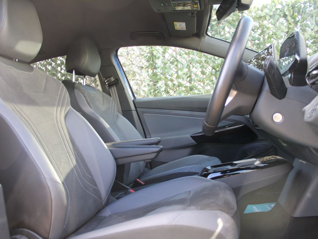 Used Volkswagen ID.5 2024 for sale - 76582743: Photo 11