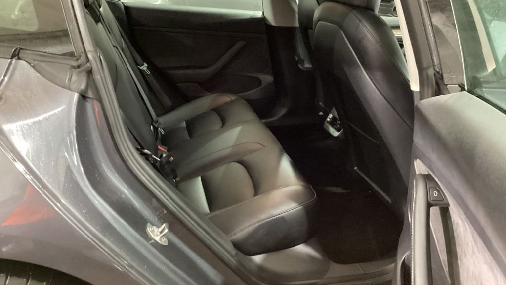 Used Tesla Model 3 2021 for sale - 76841198: Photo 6