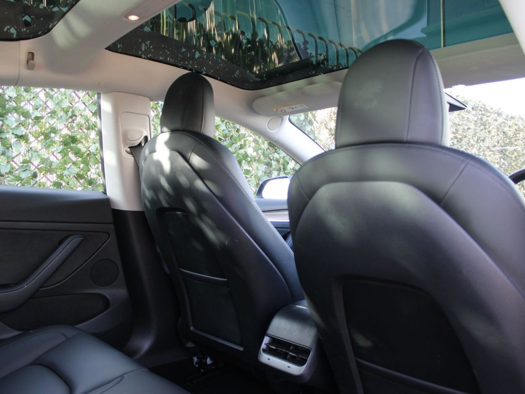 Used Tesla Model 3 2021 for sale - 76582455: Photo 11