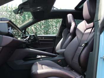 Used Porsche Macan 2025 for sale - 74942812: Photo